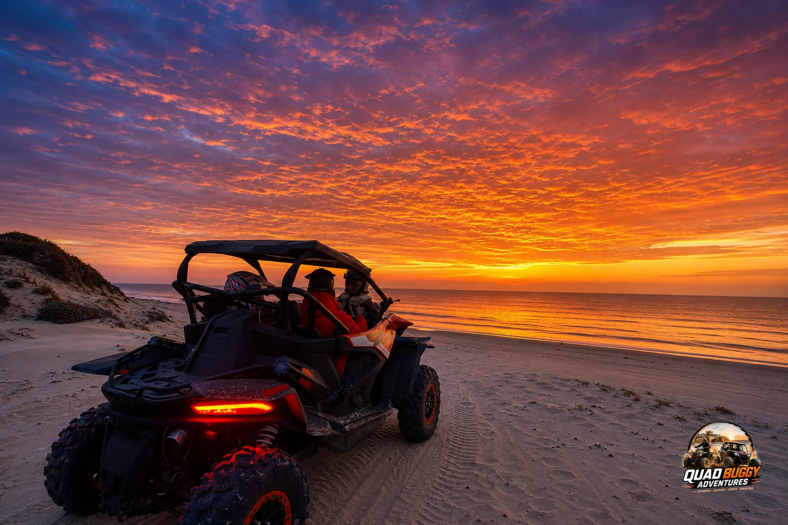Buggy Essaouira sur la plage atlantique au coucher du soleil — aventure outdoor